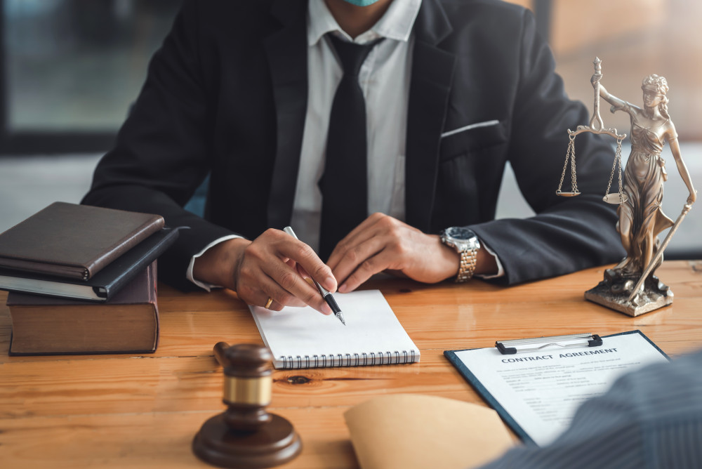 Obtenir l'exécution d'un jugement : les étapes clés pour faire valoir